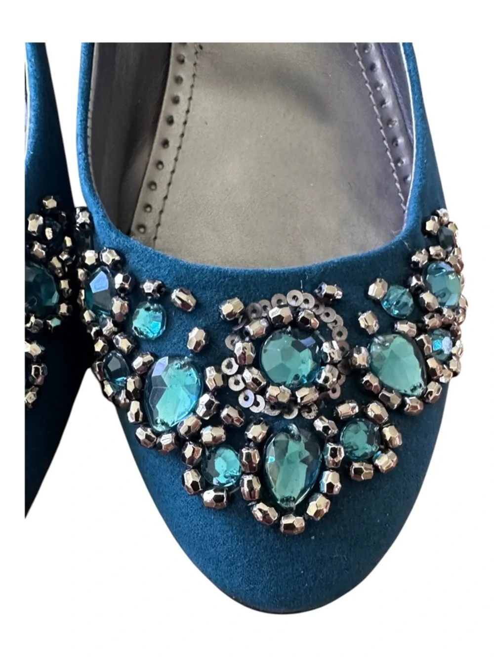 Adrienne Vittadini Blue/ Green Embellished Ballet
Flats Size 7 - Picture 2 of 7